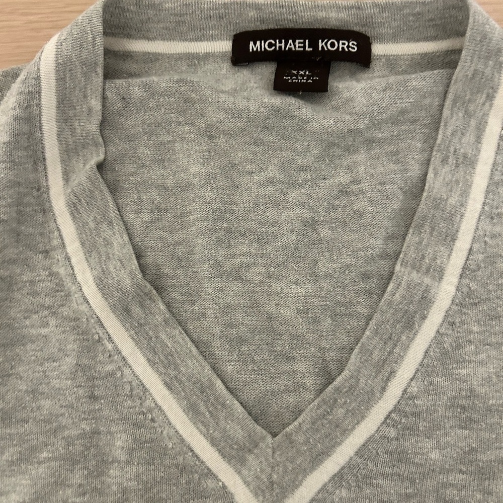 Michael Kors Gray V-Neck Sweater with Classic Knit
